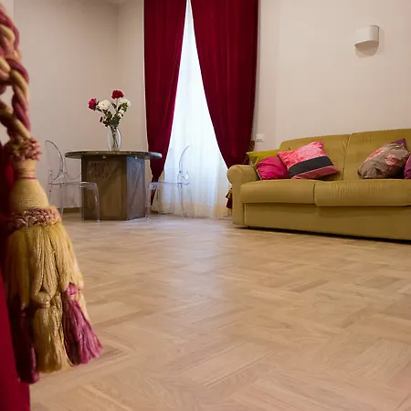 Soul Oda ve Kahvaltı Napoli